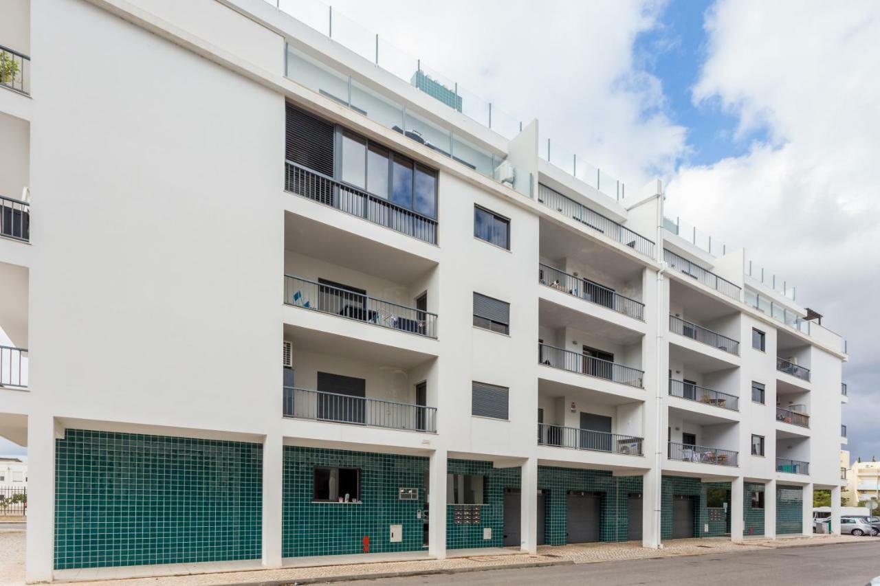 Lagos Marina Apartment With Pool & Gym Экстерьер фото